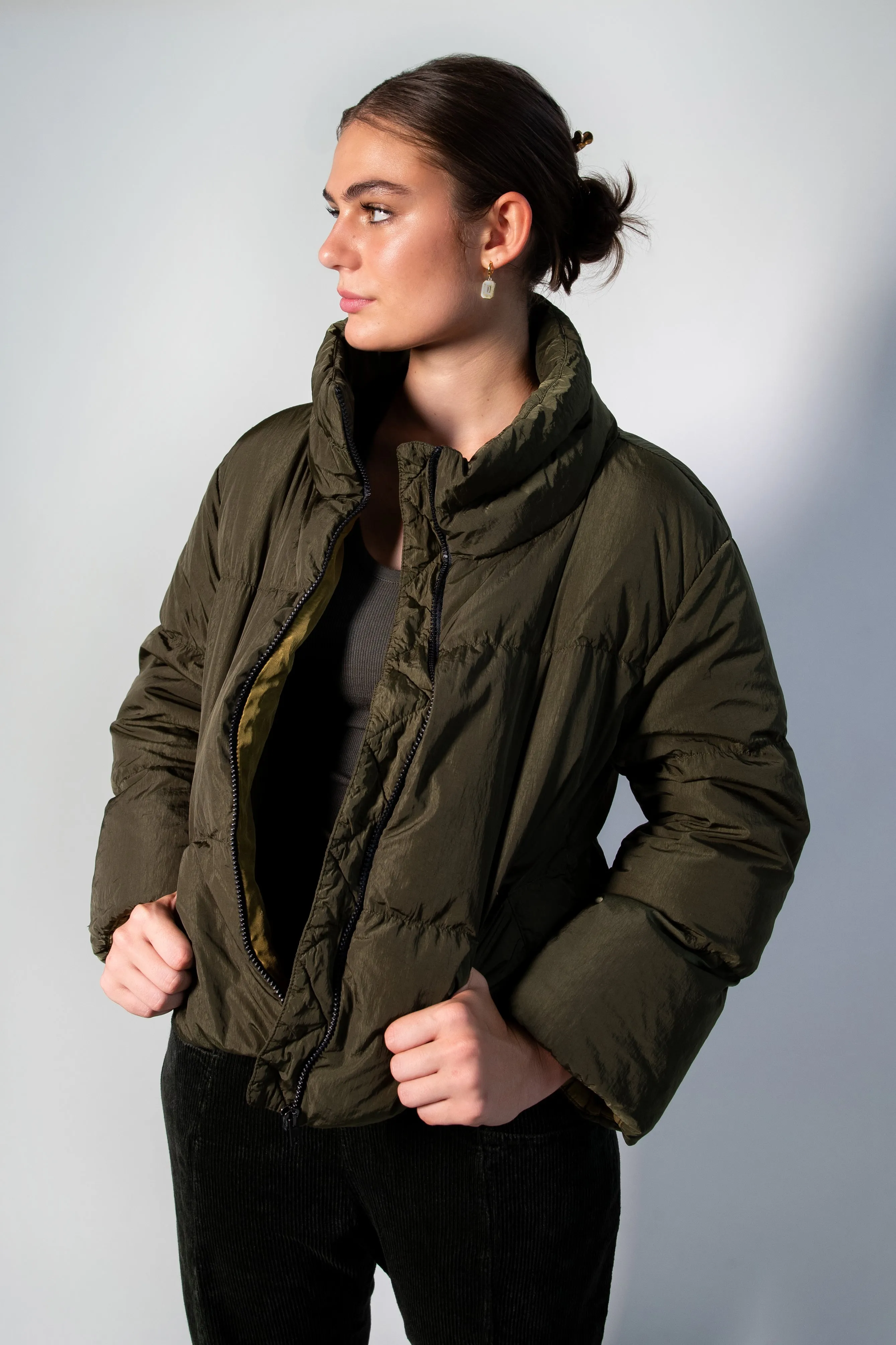 Transit Par Such Ribbed Scooped Neck Top in Olive